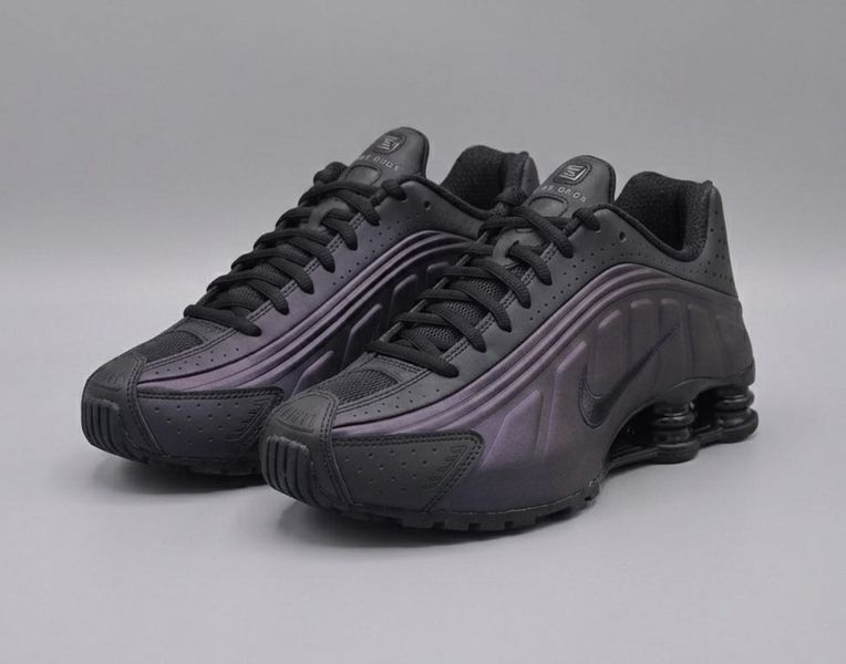Кросівки Nike Shox R4 HQ1988-500 фото