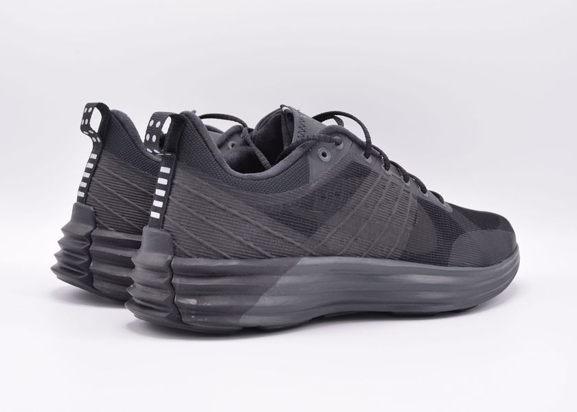 Кроссовки Nike Lunar Roam DV2440-002 фото