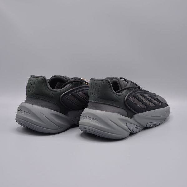 Кросівки Adidas Ozelia HP6350 фото
