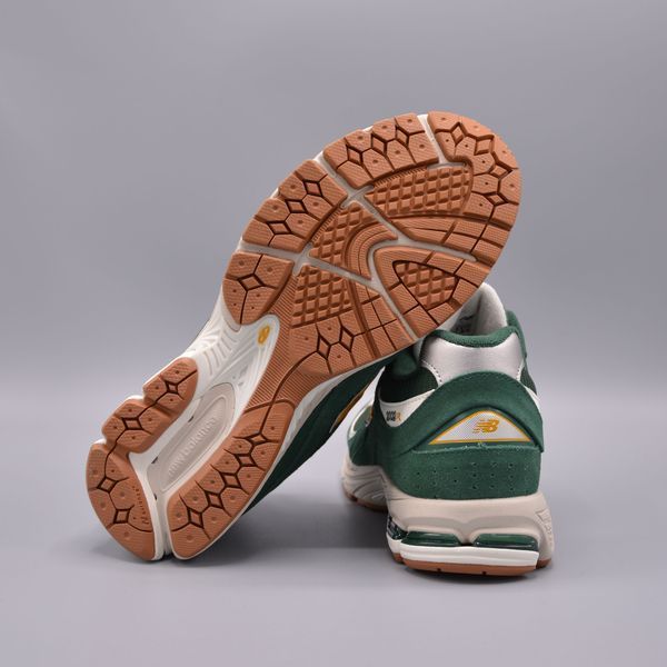 Кросівки New Balance 2002R M2002RAC фото