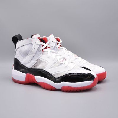 Кроссовки Air Jordan JUMPMAN TWO TREY DO1925-106 фото