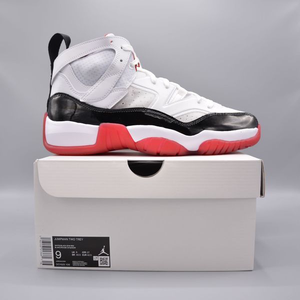 Кроссовки Air Jordan JUMPMAN TWO TREY DO1925-106 фото