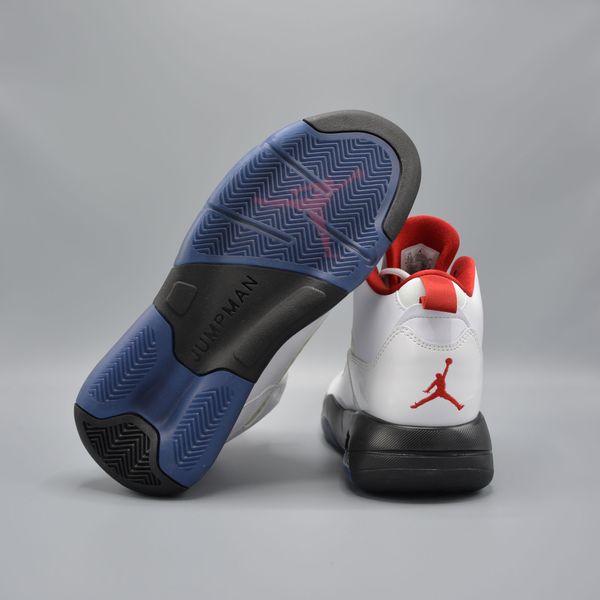 Кросівки Air Jordan MAXIN 200 CD6107-100 фото